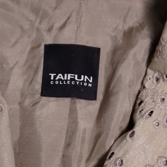 Vintage Taifun grey blazer. Eyelet design size 4 linen.  Office business Spring - Picture 3 of 5